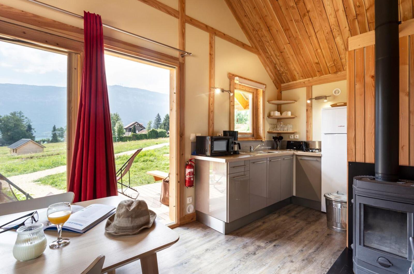 Huttopia Lac D'Aiguebelette Saint-Alban-de-Montbel Kamer foto